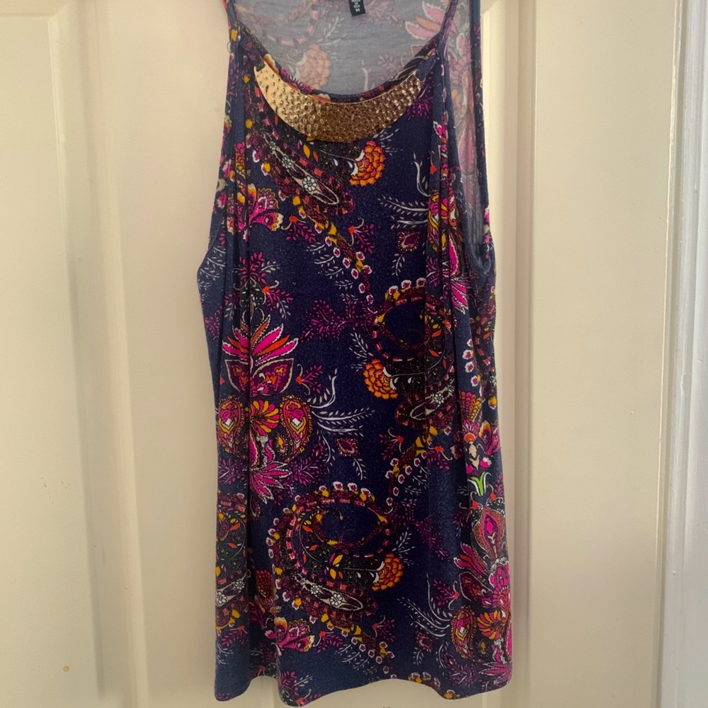 Bright Floral Tank Top w/ Statement Gold Necklace
